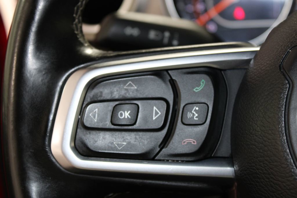 Used 2018 Jeep Wrangler Unlimited Sahara image 40