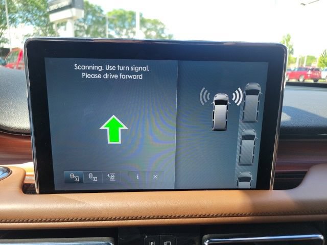 Certified 2023 Lincoln Aviator Reserve w/ Equipment Group 201A AWD/4WD image 37
