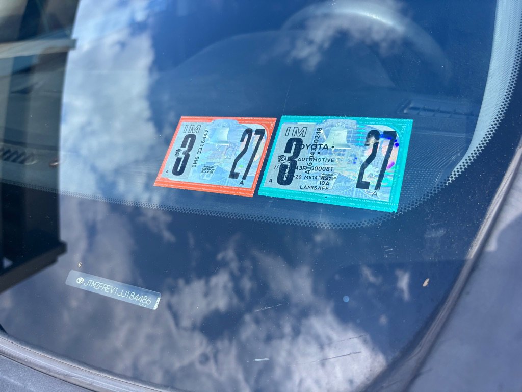 Used 2018 Toyota RAV4 LE FWD image 20