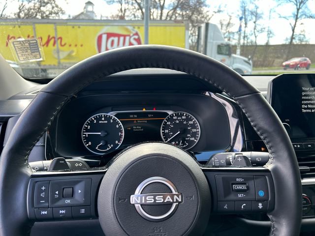 Certified 2023 Nissan Pathfinder SL w/ Black Appearance Package image 11