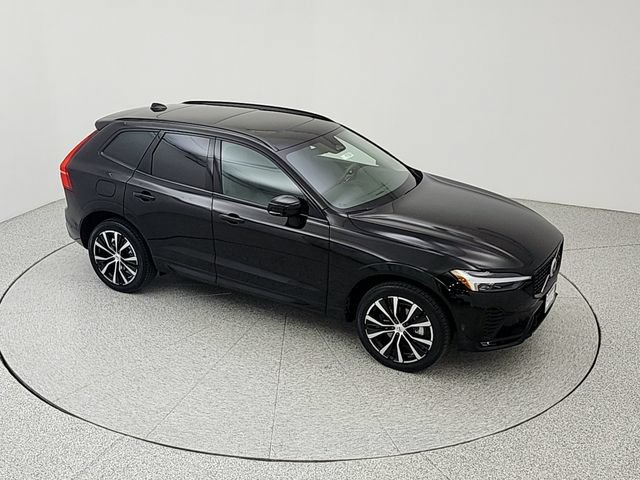 Certified 2024 Volvo XC60 B5 Plus w/ Protection Package Premier AWD/4WD image 15