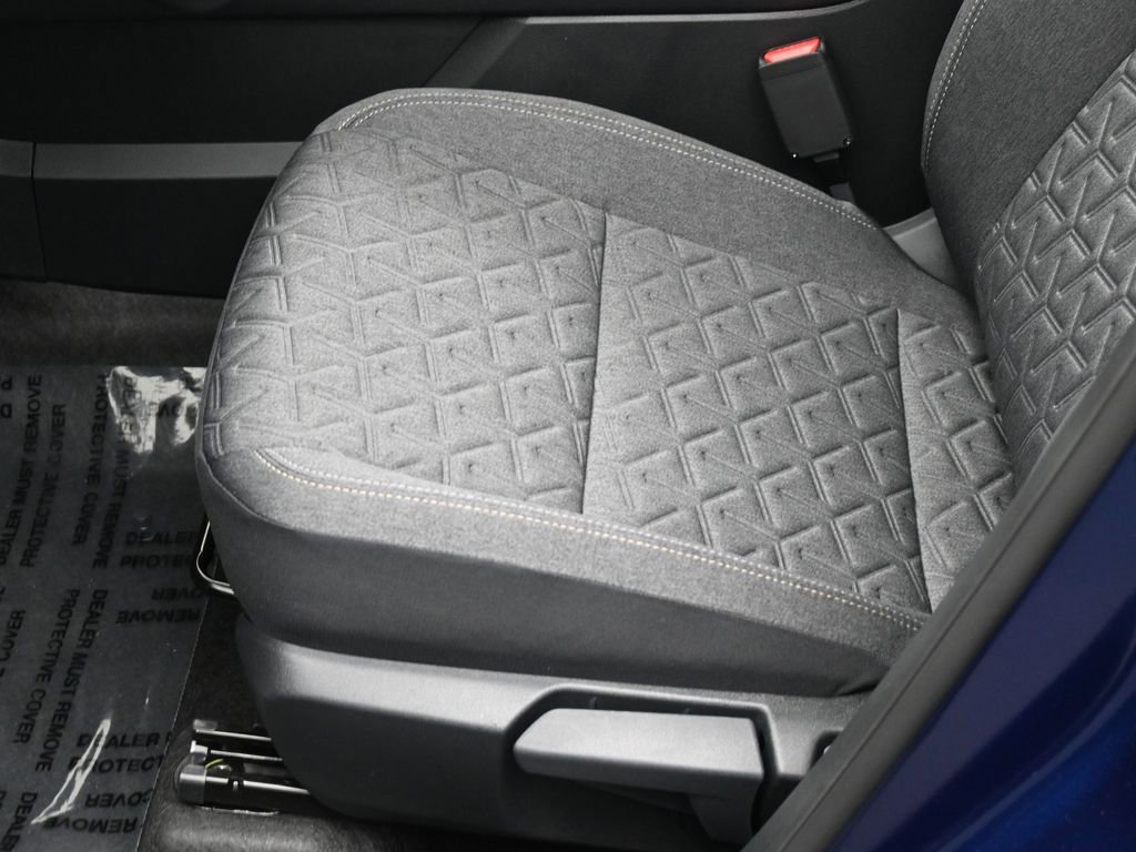 New 2026 Nissan Kicks SV w/ SV Premium Package AWD/4WD image 15