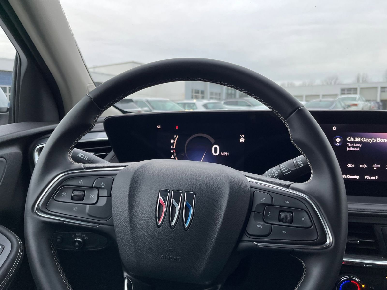 Used 2025 Buick Encore GX Preferred image 25