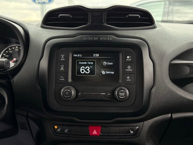 Used 2017 Jeep Renegade Latitude w/ Popular Equipment Group image 26