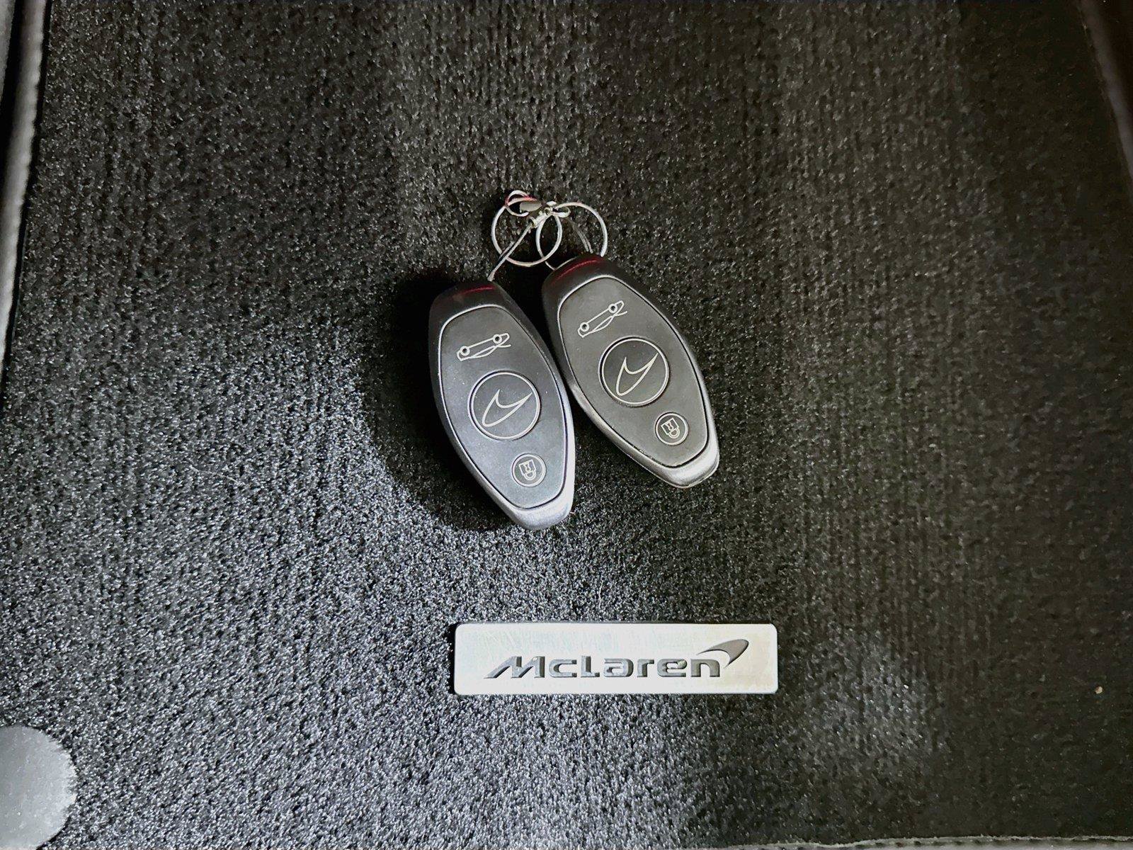 Used 2018 McLaren 720S Performance RWD image 39
