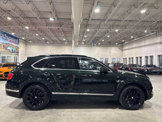 Used 2017 Bentley Bentayga image 5