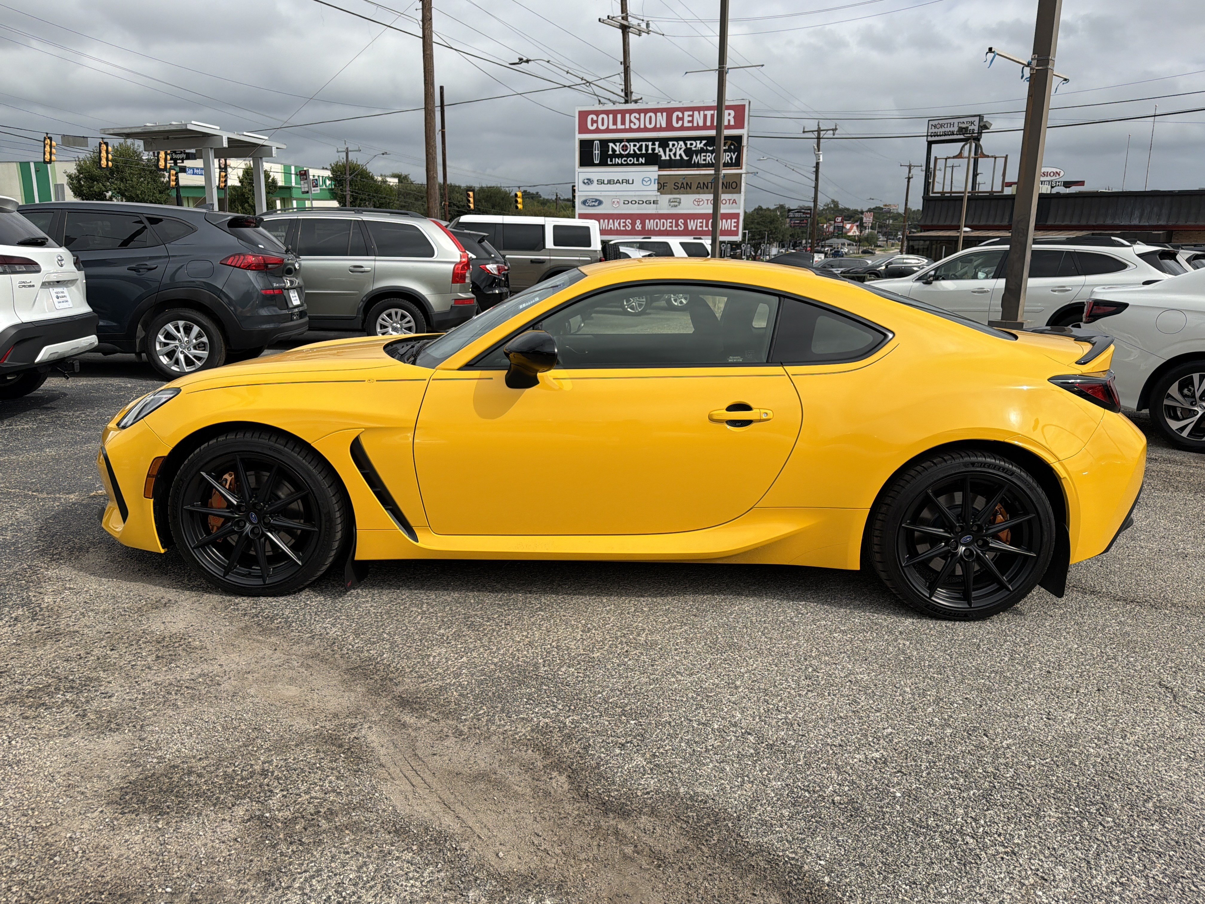 Used 2026 Subaru BRZ Series.Yellow RWD image 6
