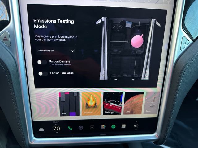 Used 2014 Tesla Model S 85 image 28