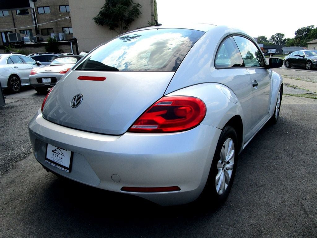 Used 2014 Volkswagen Beetle 1.8T FWD image 6