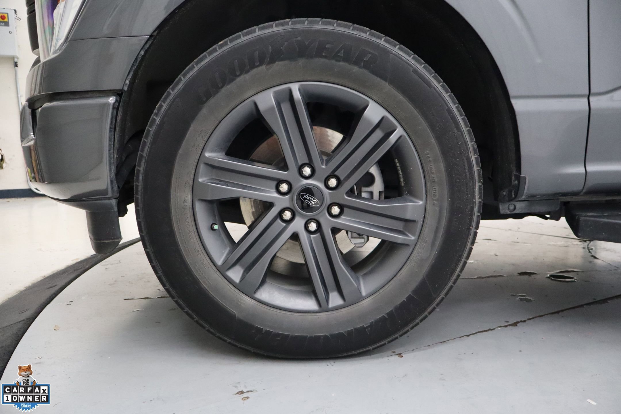 Used 2023 Ford F150 Lariat image 10