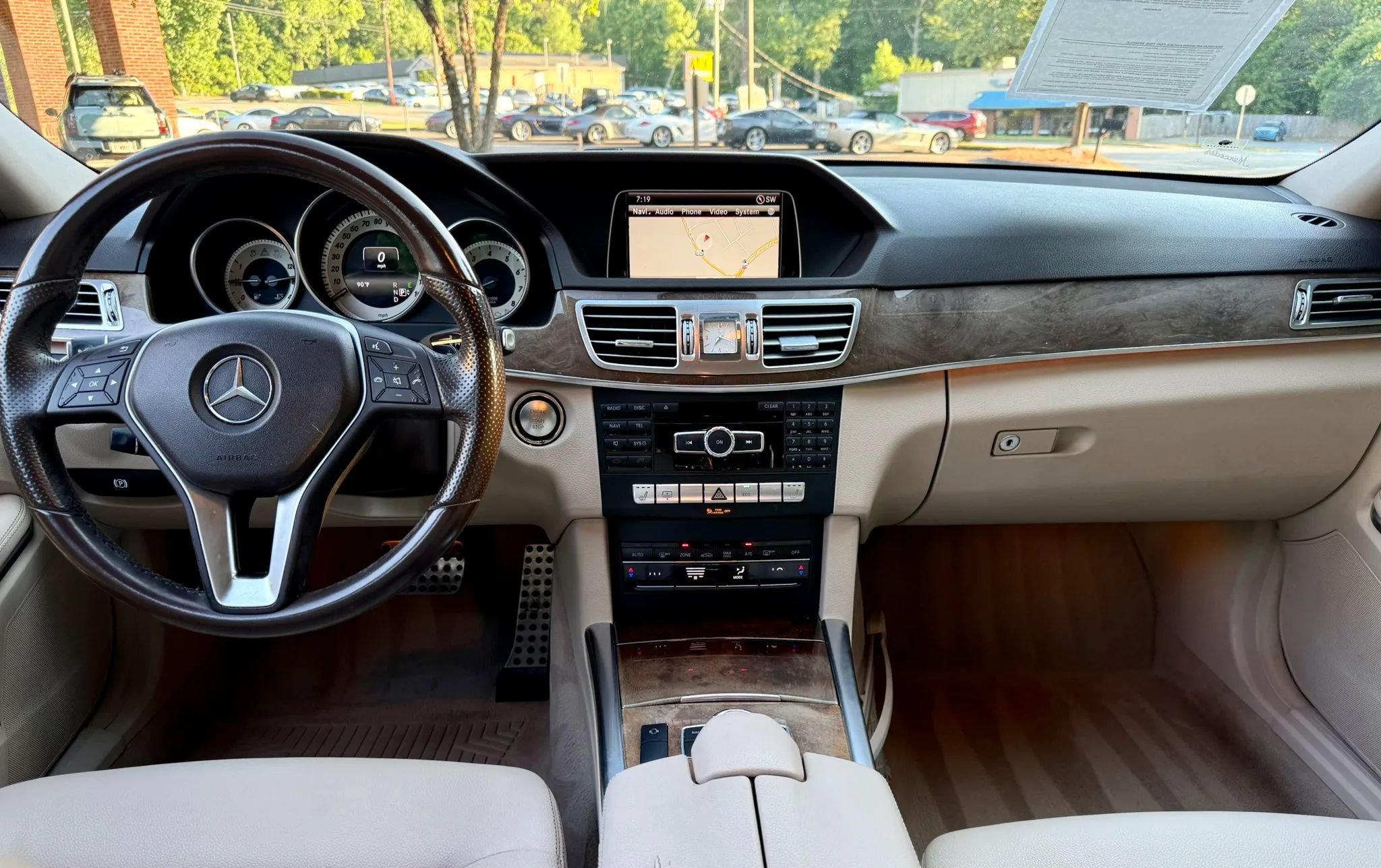 Used 2015 Mercedes-Benz E 350 Sedan image 24