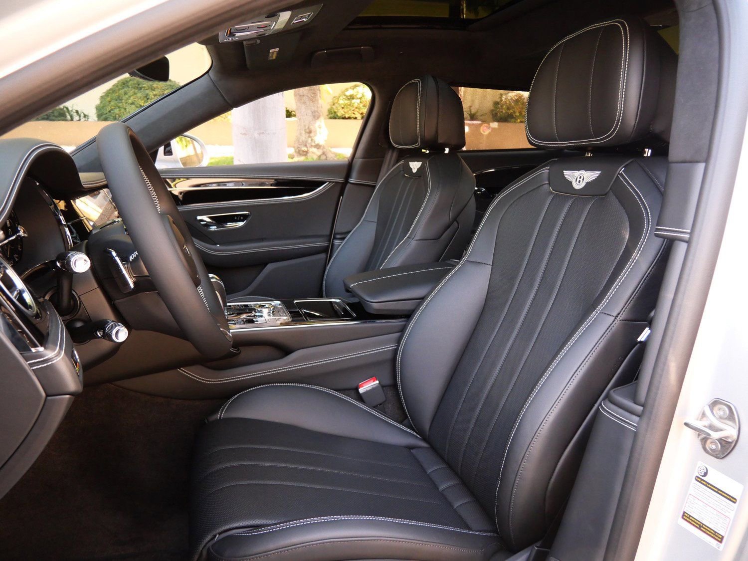 New 2026 Bentley Flying Spur Plug-In Hybrid AWD/4WD image 17