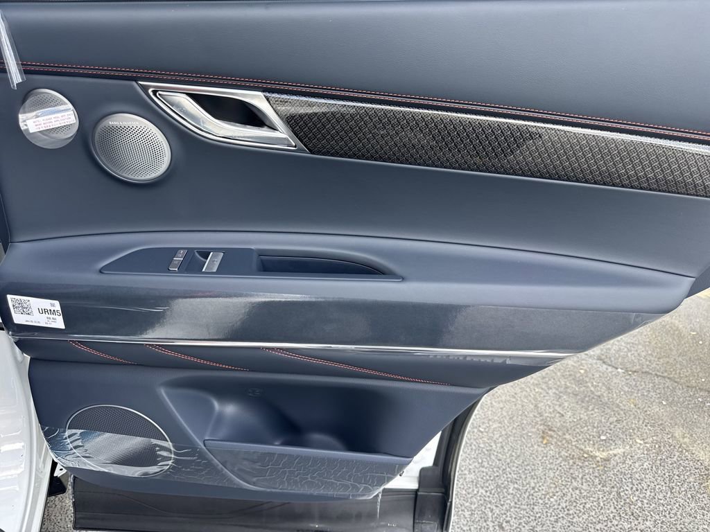 New 2026 Genesis GV80 3.5T e-SC image 16