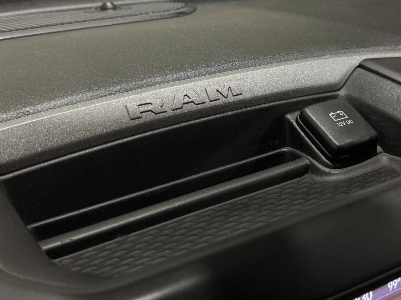 Used 2021 RAM 3500 Tradesman w/ Chrome Appearance Group AWD/4WD image 32