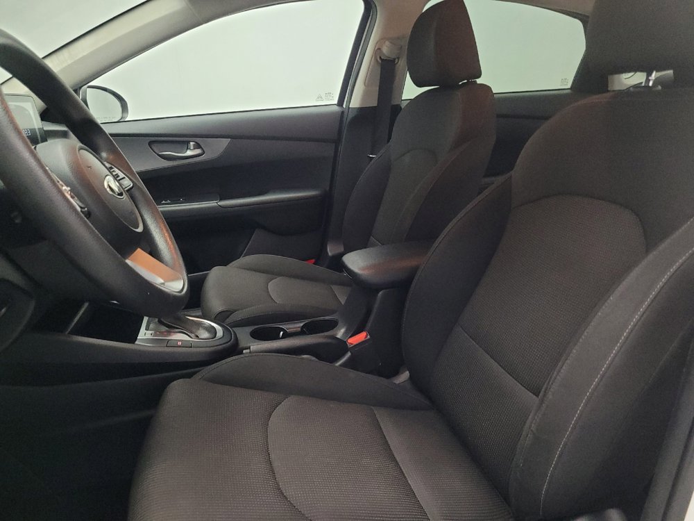 Used 2020 Kia Forte LXS image 17