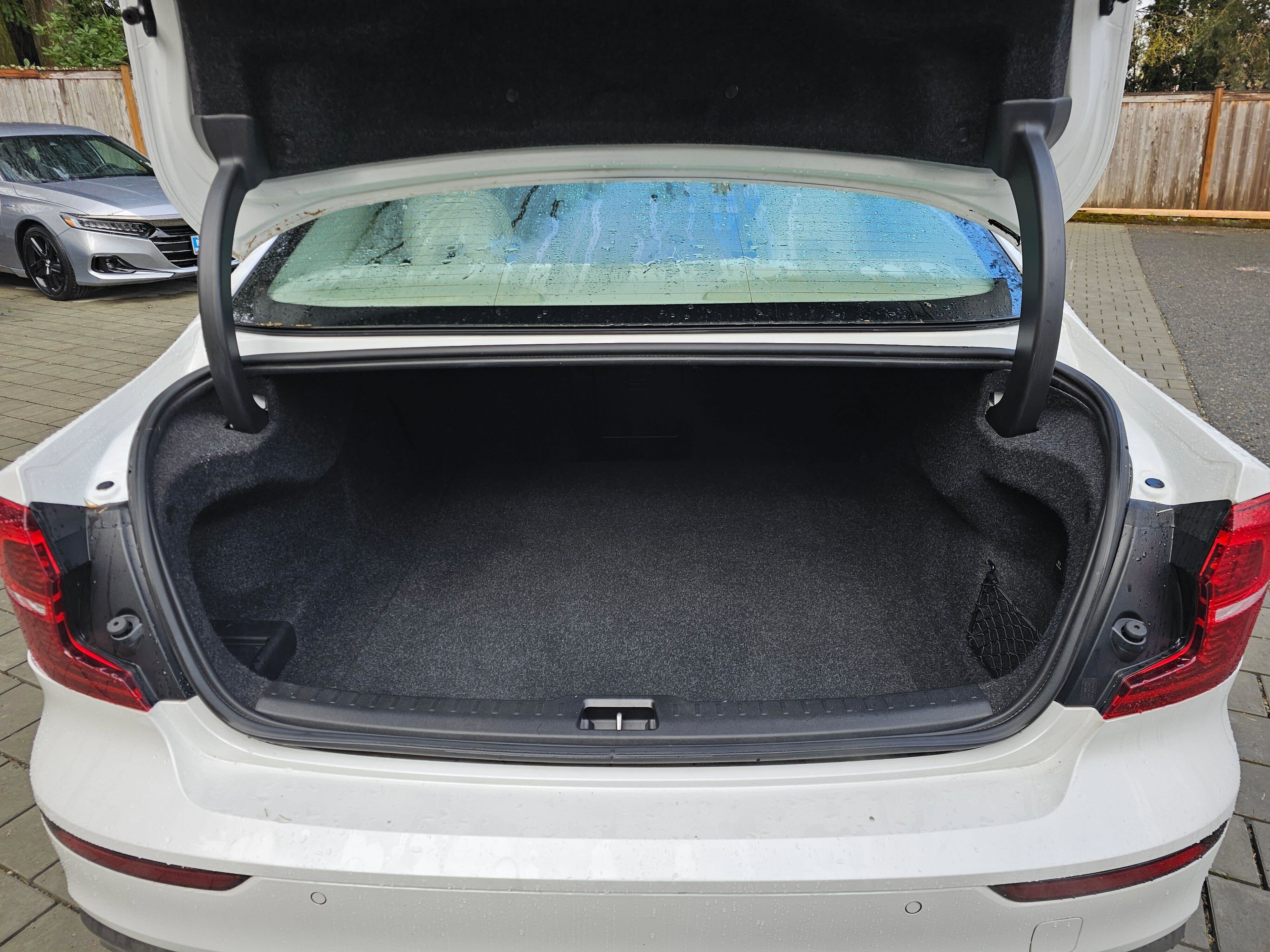 Used 2020 Volvo S60 T5 Momentum FWD image 14