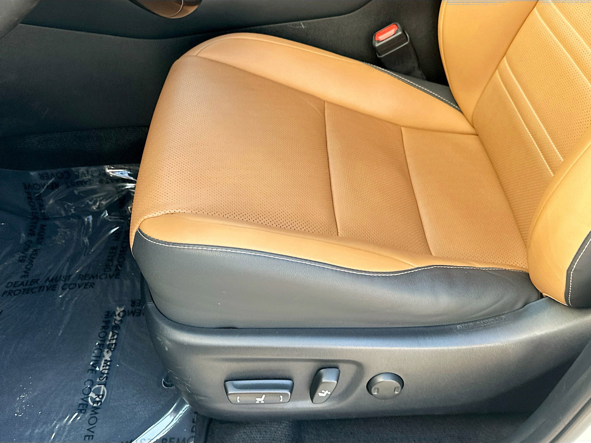 Used 2020 Lexus NX 300 FWD w/ Comfort Package image 18