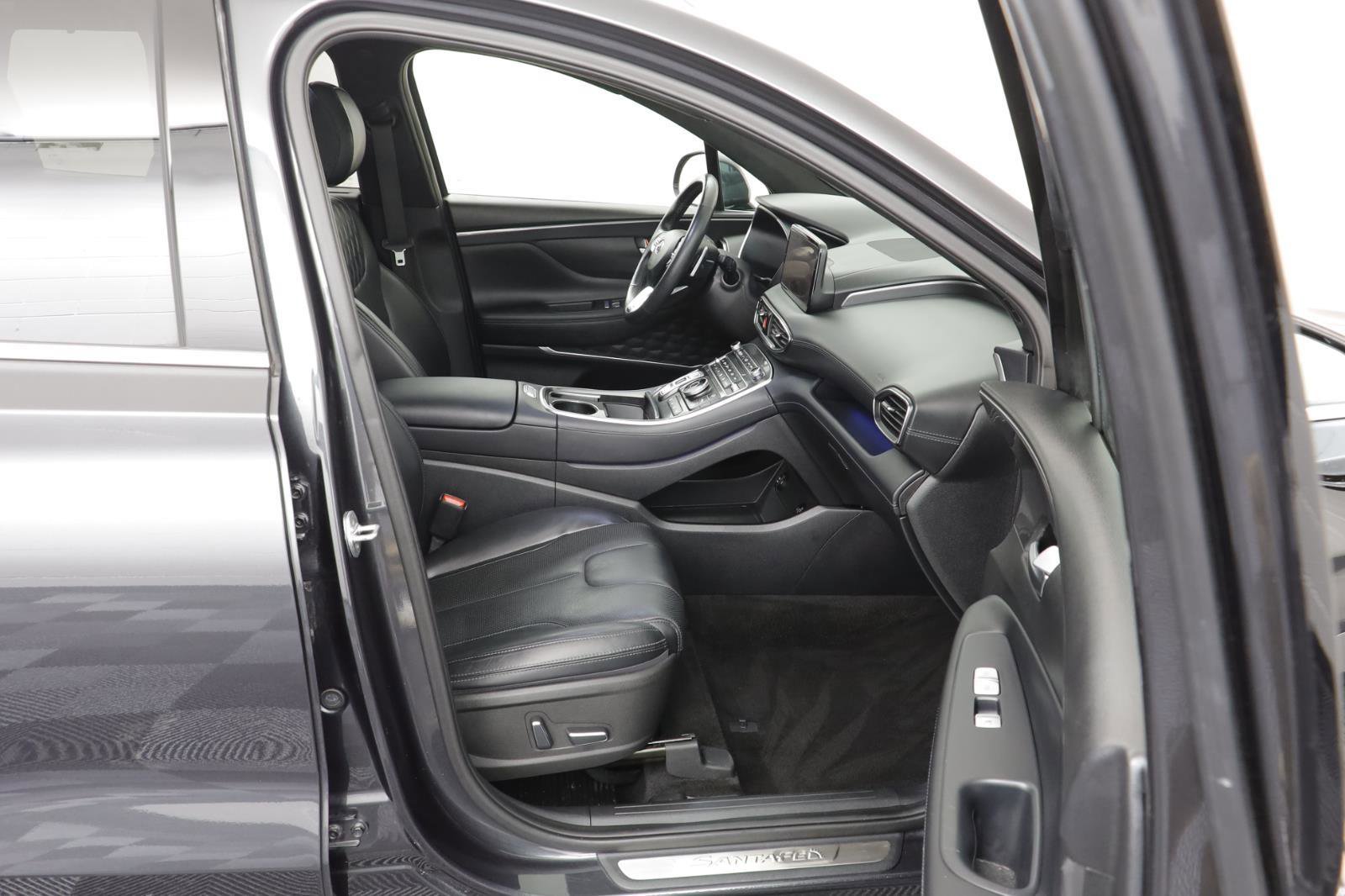 Used 2023 Hyundai Santa Fe Calligraphy w/ Cargo Package image 21