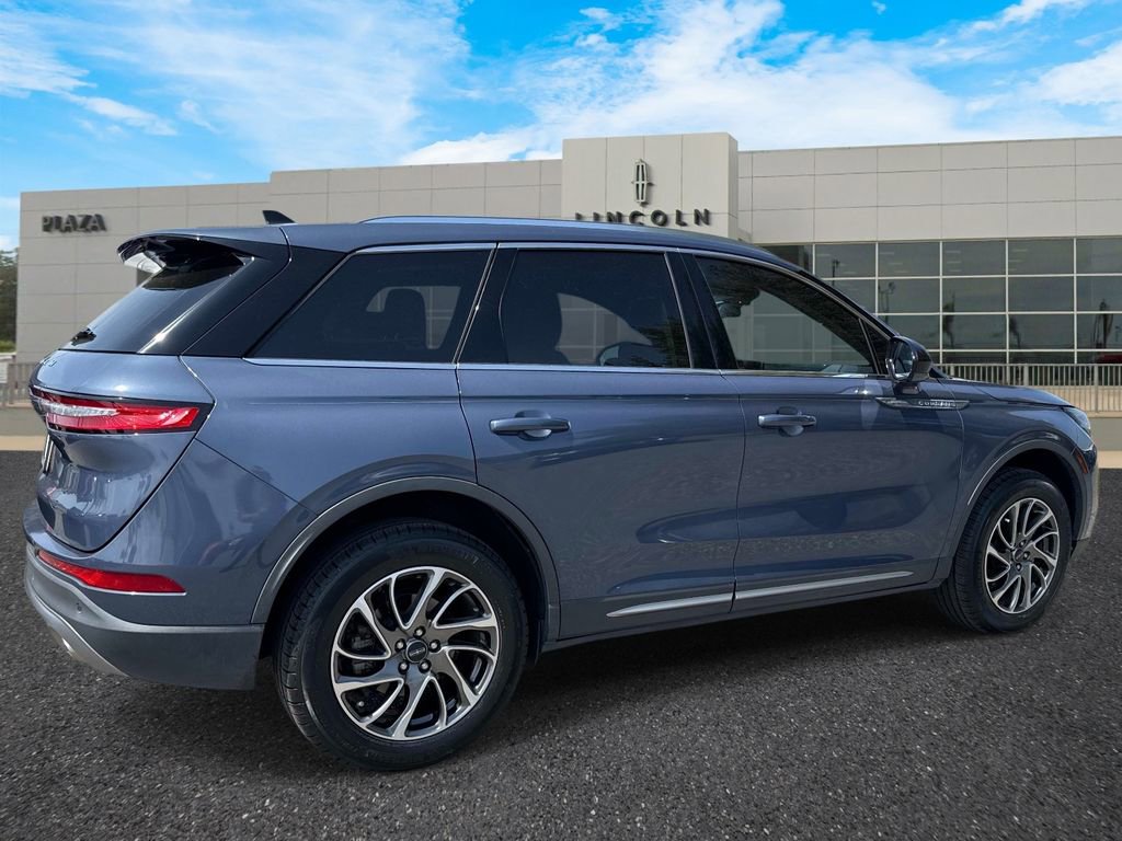 Certified 2022 Lincoln Corsair FWD w/ Equipment Group 101A image 3