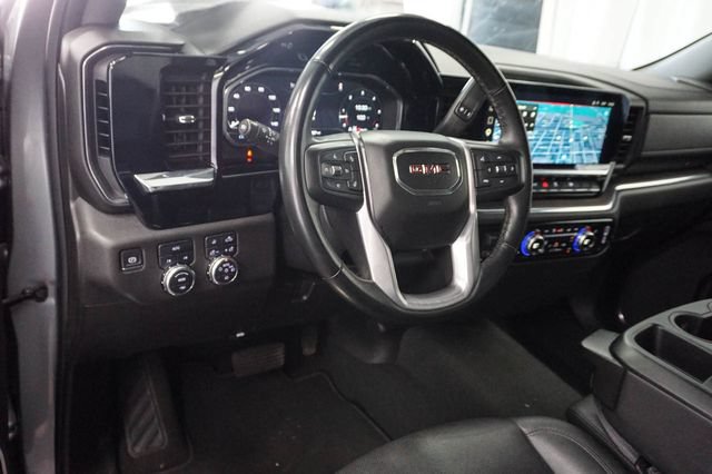 Used 2025 GMC Sierra 1500 SLT AWD/4WD image 5
