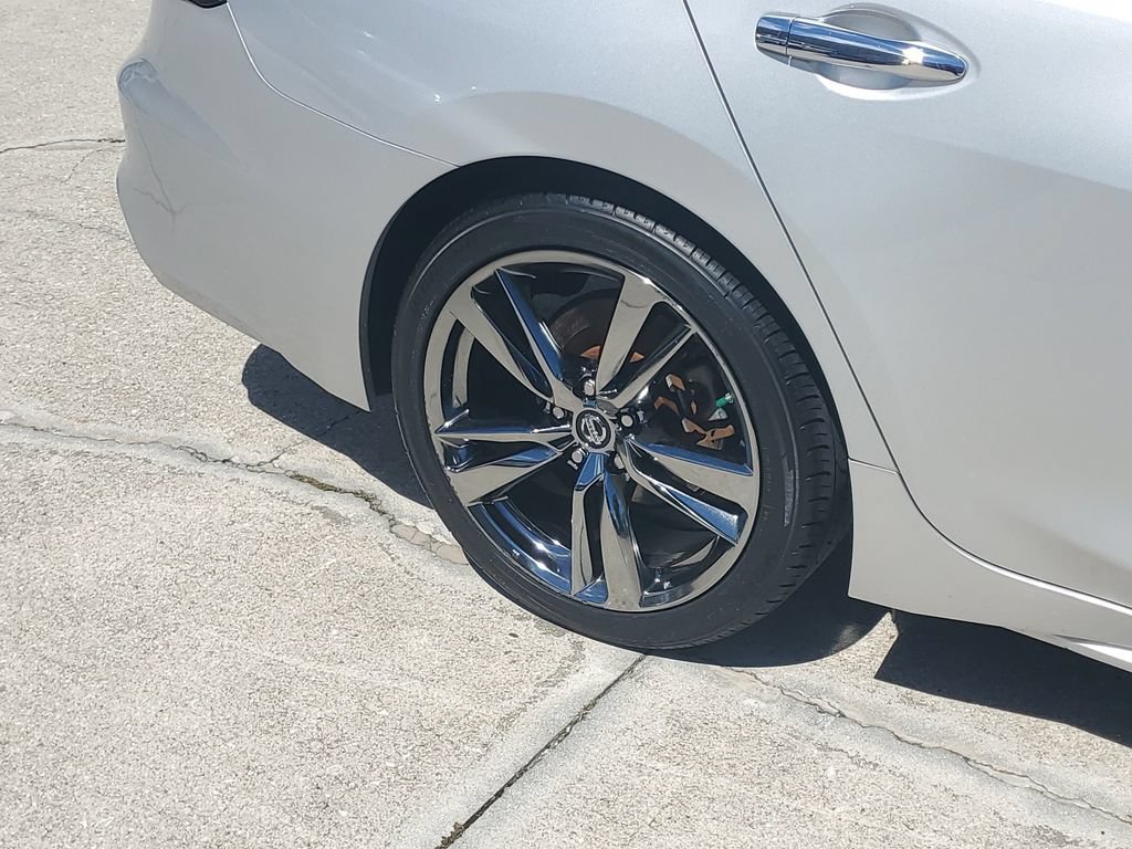 Used 2020 Nissan Maxima 3.5 SV w/ Floor Mat Group FWD image 11