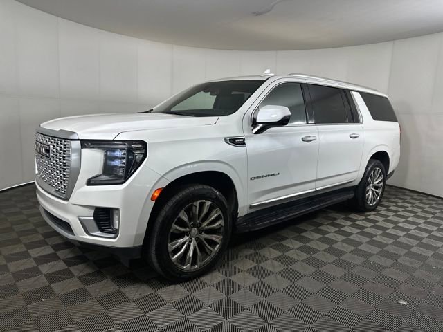 Used 2021 GMC Yukon XL Denali image 7