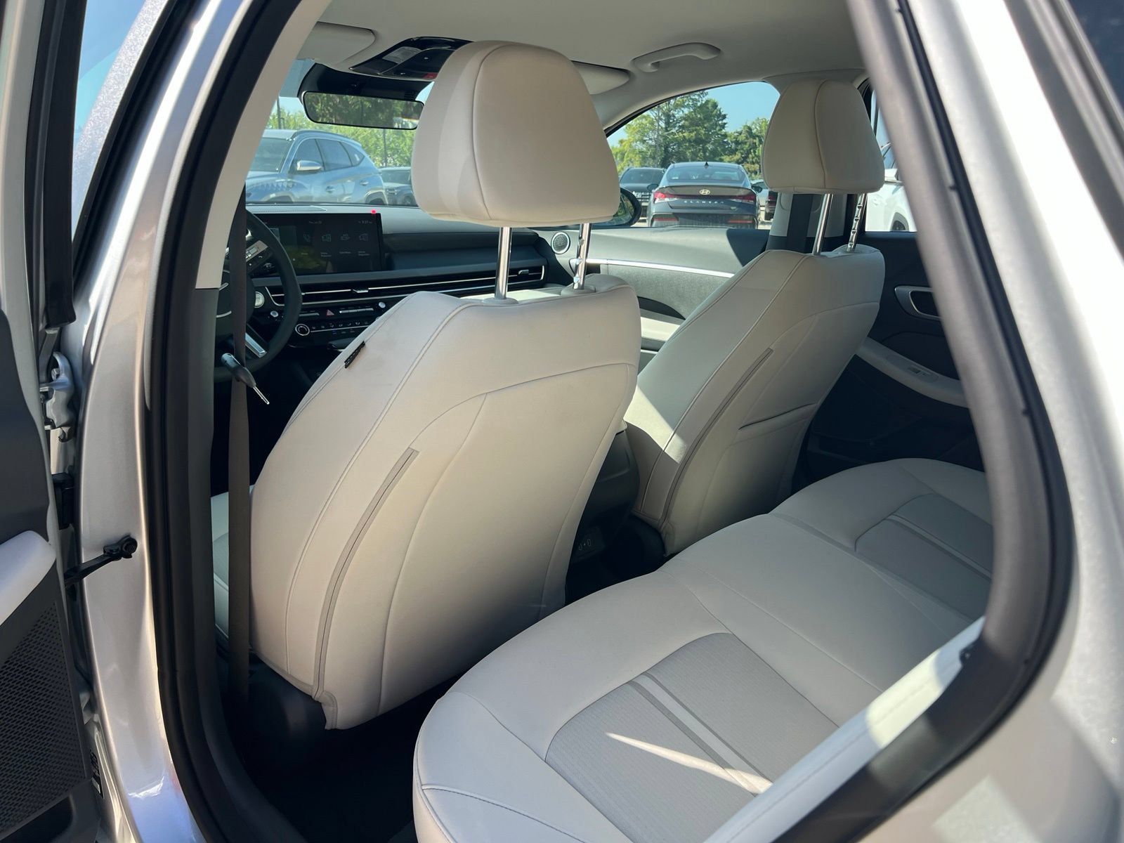 New 2026 Hyundai Sonata SE FWD image 15