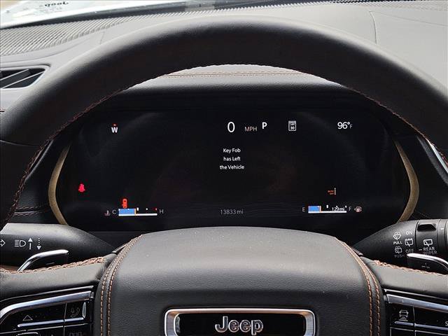 Used 2024 Jeep Grand Cherokee Summit AWD/4WD image 19
