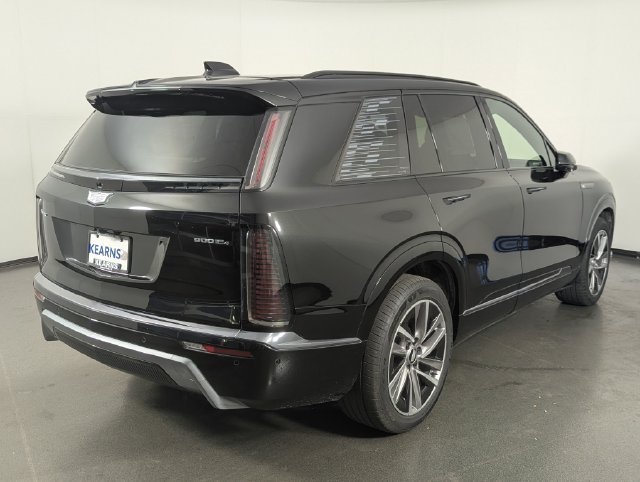 Used 2026 Cadillac Vistiq Sport AWD/4WD image 7