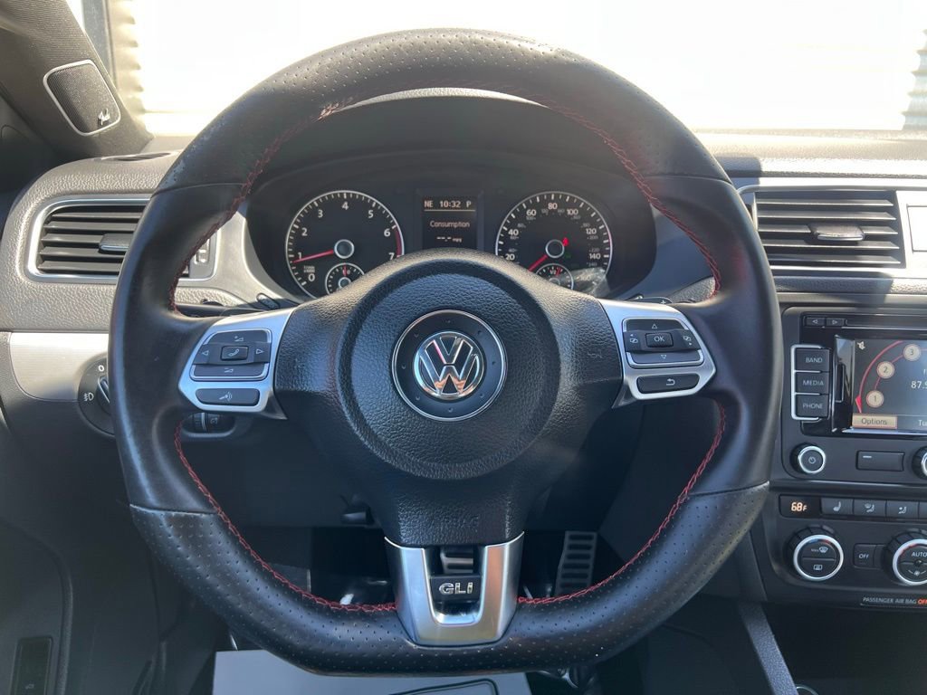 Used 2013 Volkswagen Jetta GLI image 21