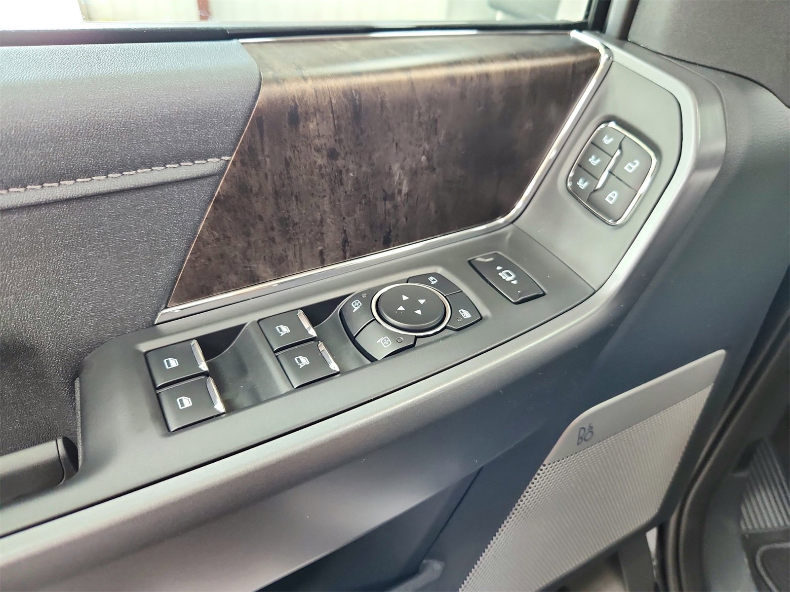 New 2026 Ford F250 Lariat w/ Lariat Ultimate Package image 36