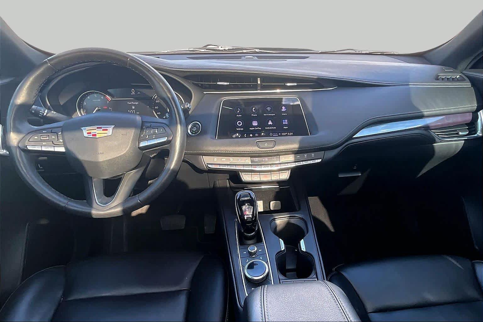 Used 2023 Cadillac XT4 Luxury w/ Cold Weather Package FWD image 27