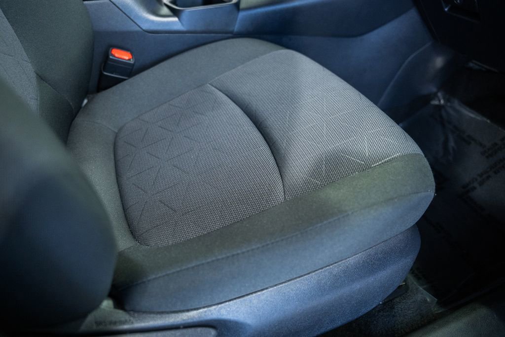 Used 2025 Toyota RAV4 XLE image 28