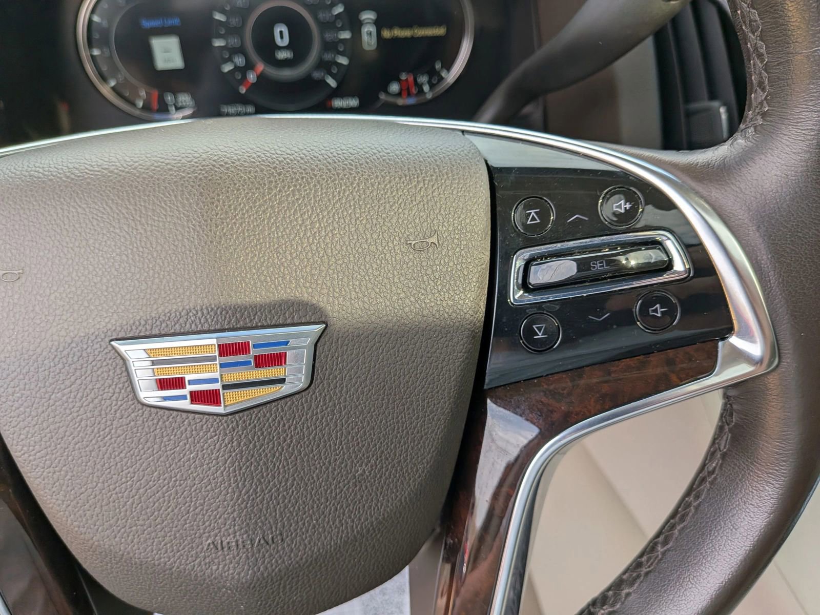 Used 2016 Cadillac Escalade ESV Luxury image 69