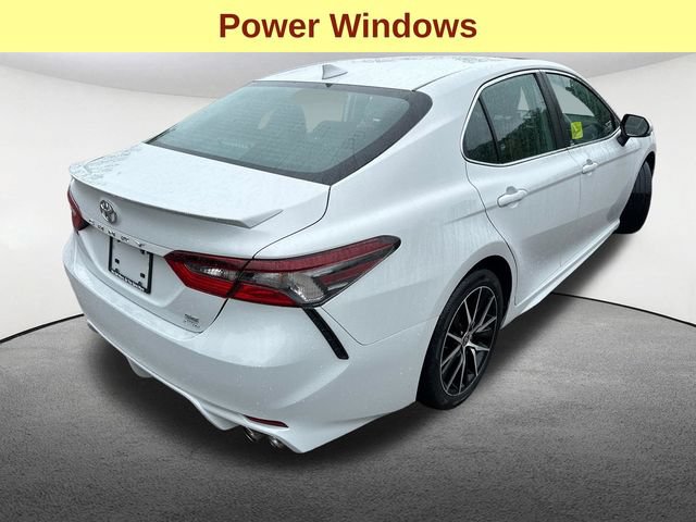 Used 2023 Toyota Camry SE AWD/4WD image 10