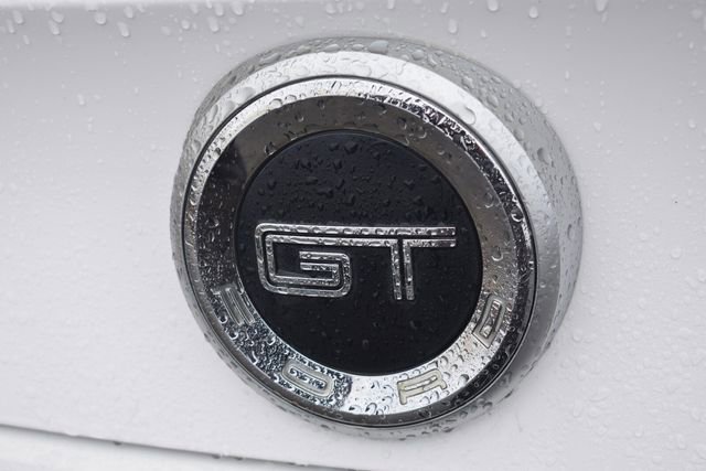 Used 2011 Ford Mustang GT Premium RWD image 16