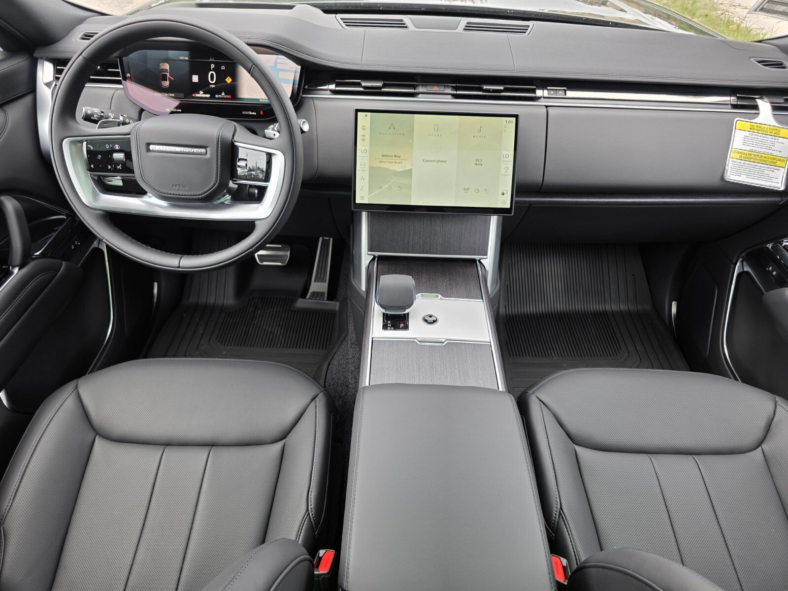 New 2026 Land Rover Range Rover Long Wheelbase SE AWD/4WD image 4
