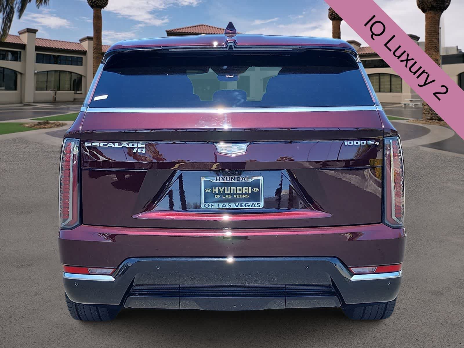 Used 2025 Cadillac Escalade IQ Luxury 2 w/ LPO, Premium Carpet Package AWD/4WD image 7