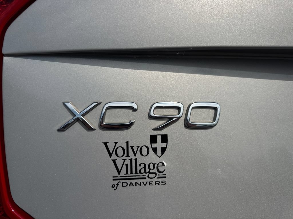 Certified 2023 Volvo XC90 T8 Plus AWD/4WD image 10