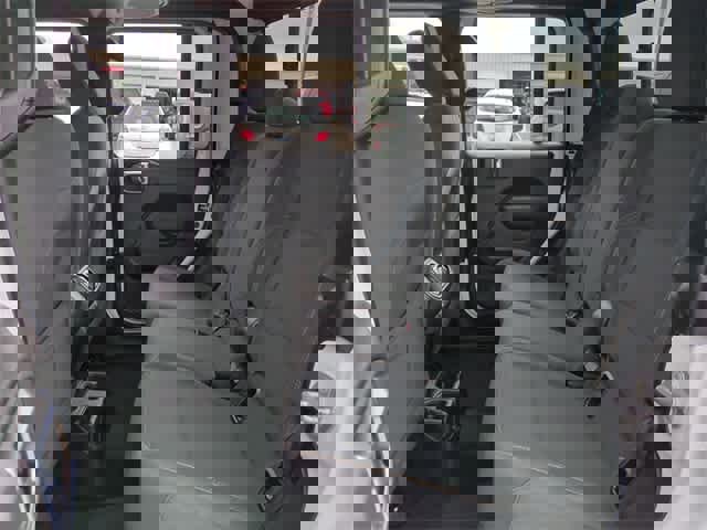 New 2025 Jeep Gladiator Sport image 19