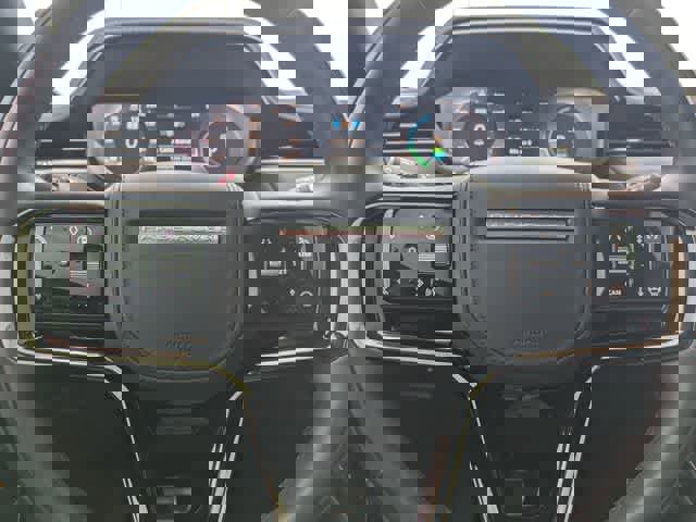 Used 2025 Land Rover Range Rover Sport Dynamic SE image 21