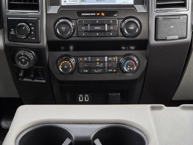 Used 2019 Ford F150 XLT w/ Equipment Group 302A Luxury AWD/4WD image 15