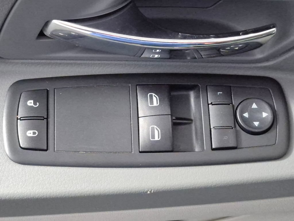 Used 2008 Dodge Grand Caravan SE FWD image 14
