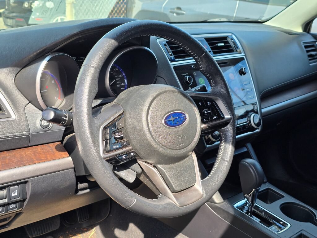 Used 2019 Subaru Outback 2.5i Limited w/ Popular Package #2 AWD/4WD image 11