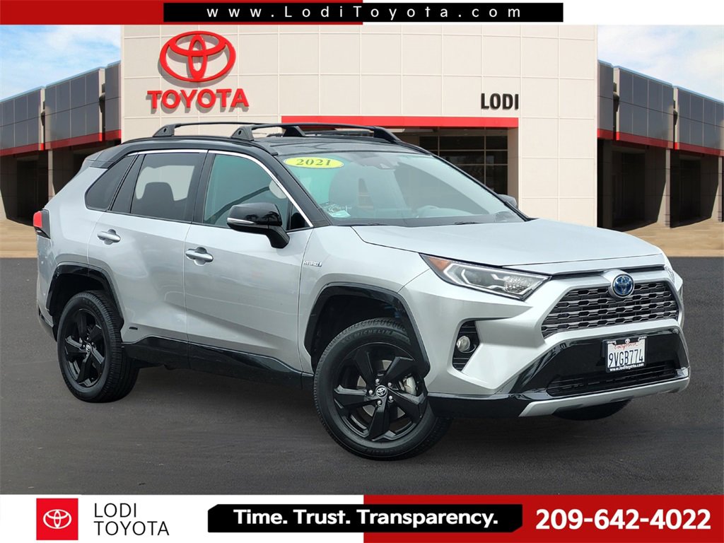 Used 2021 Toyota RAV4 XSE image 1