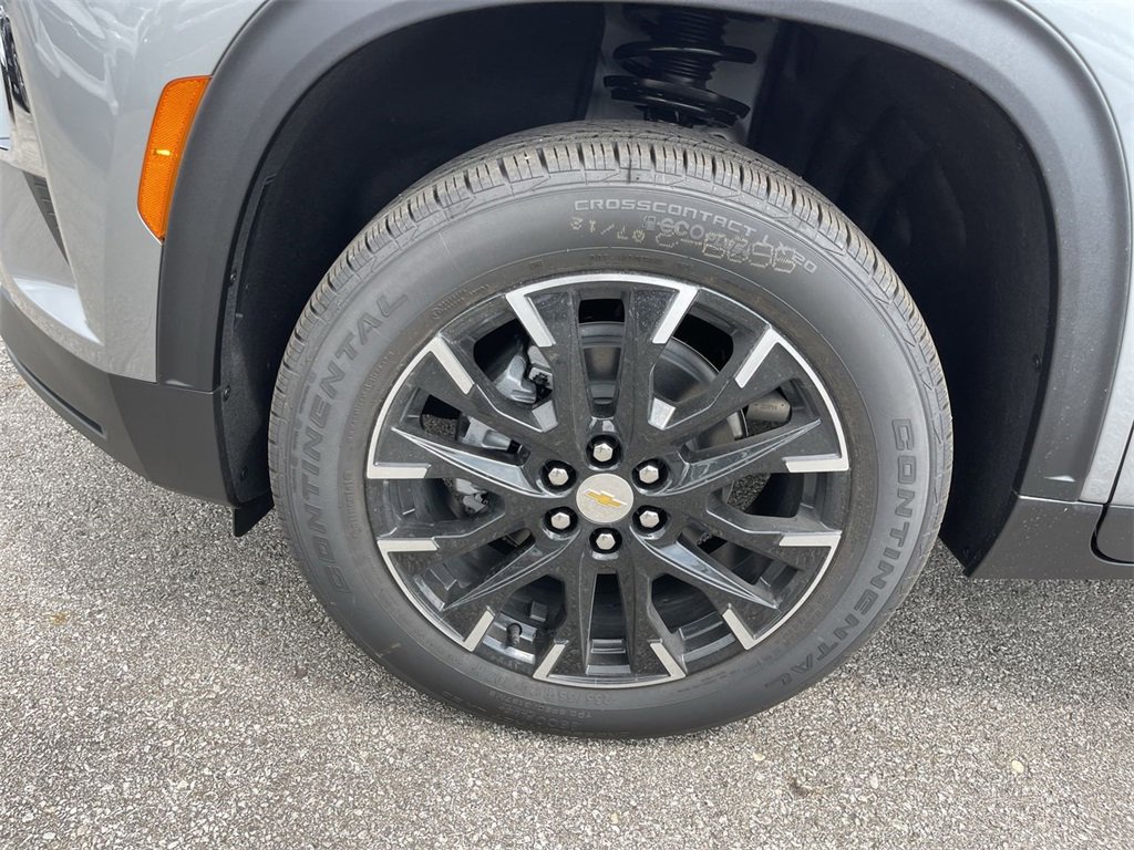 New 2026 Chevrolet Traverse LT w/ Sun and Wheel Package image 10