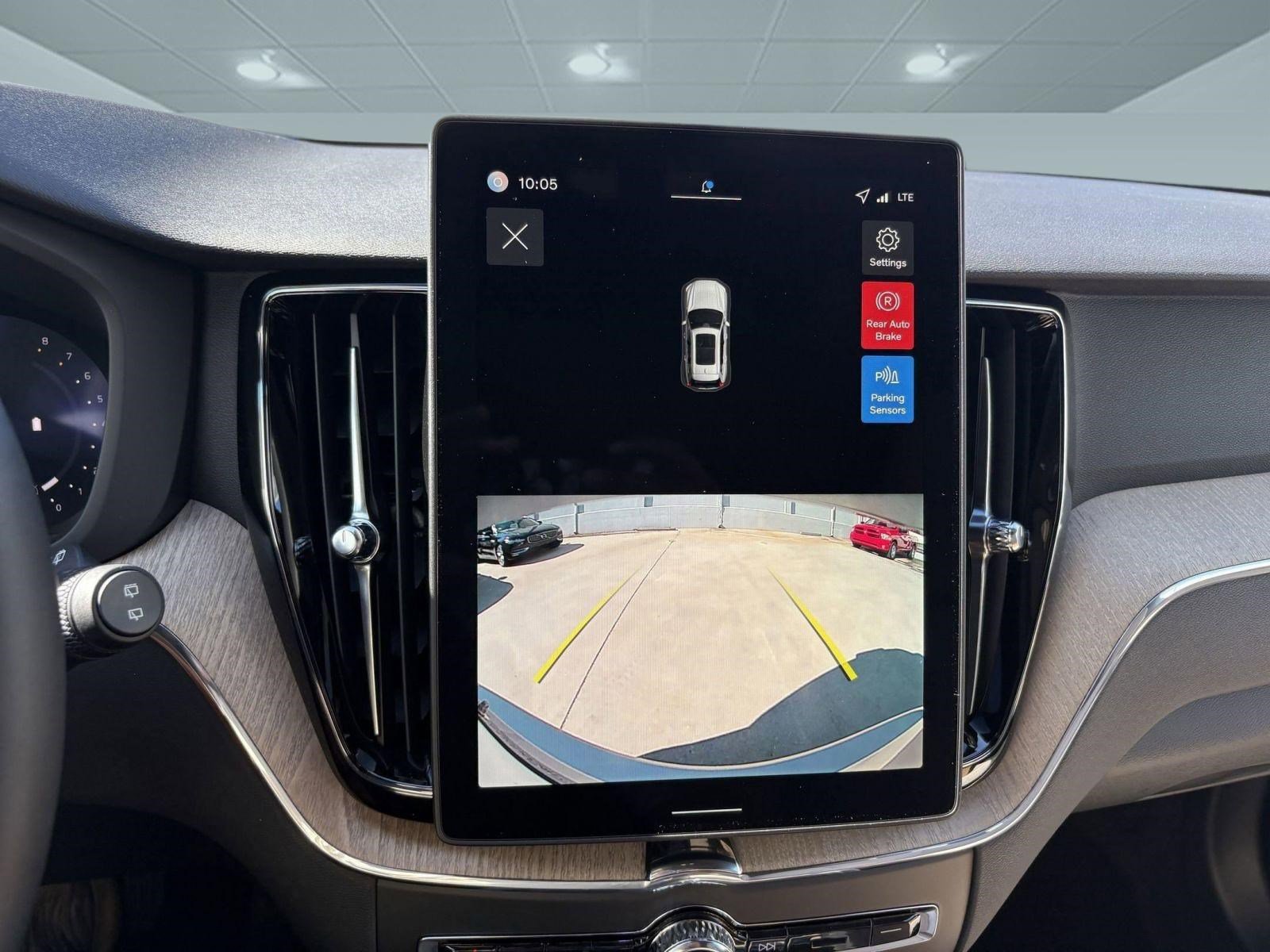 Used 2026 Volvo XC60 B5 Core w/ Climate Package image 32