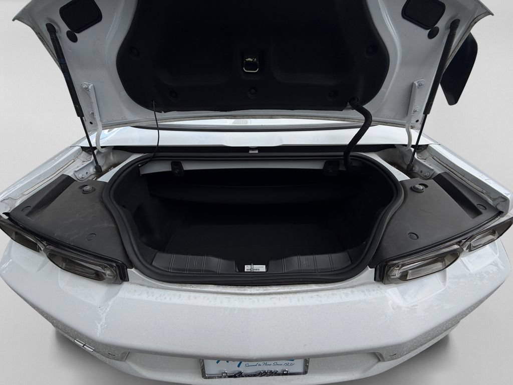 Used 2020 Chevrolet Camaro SS RWD image 31