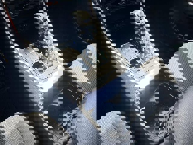 Used 2019 Toyota RAV4 LE AWD/4WD image 30