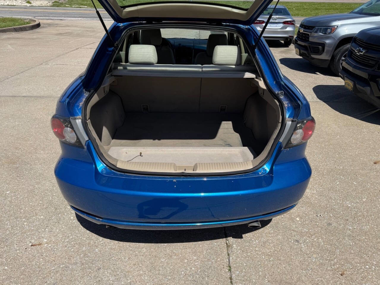 Used 2006 MAZDA MAZDA6 s Sport w/ Bose Audio & Moonroof Pkg FWD image 18